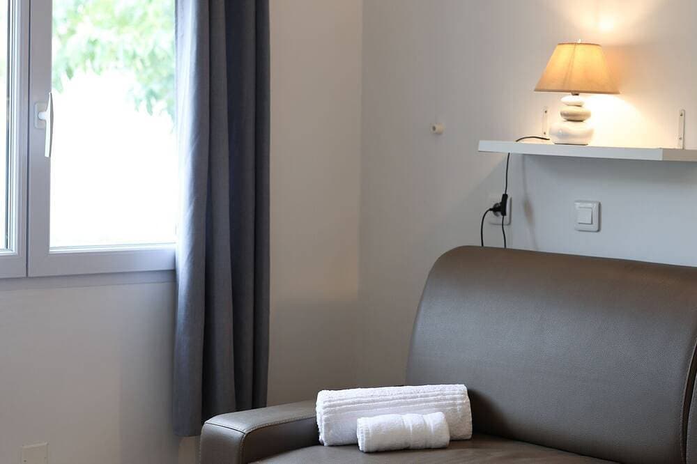 Foto 4 von 30: Marina 5-Studio-Standard-Ensuite mit Dusche