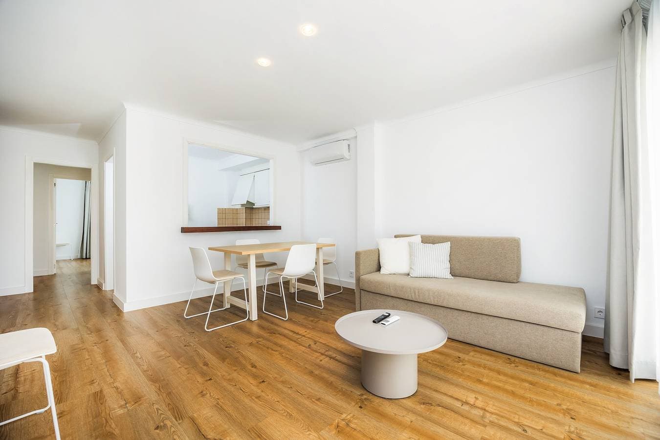 Foto 6 von 29: Ferienwohnung 'Apartament Massanet 1c' mit Balkon, WLAN und Klimaanlage