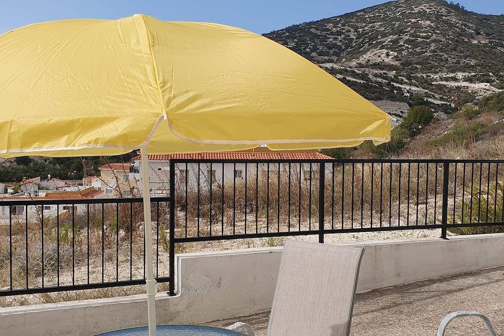 Foto 11 von 13: Studio Apartment/Mountain views/Sea view/Air-conditioning/Twin beds/Quiet location/Swimming pool/