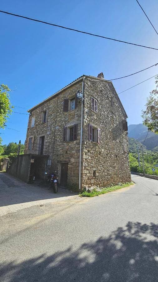 Appartement T1 typique Village Centre CORSE 1