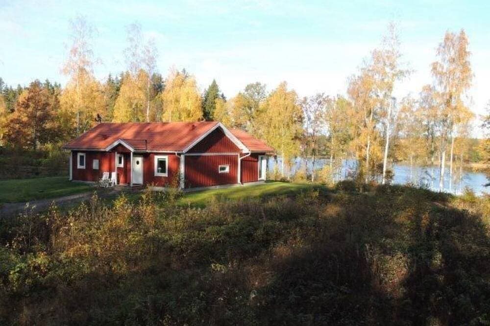 Foto 5 von 30: Modernes Haus mit hellem Dekor, mit Blick auf den See