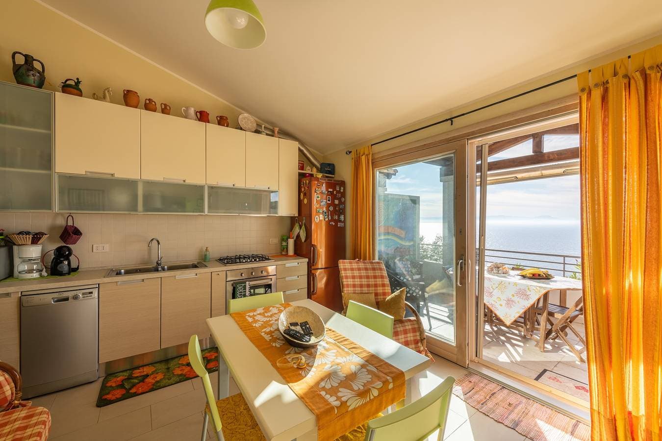 Foto 5 von 35: Ferienhaus 'Casa Ricale' mit Meerblick, WLAN und Klimaanlage