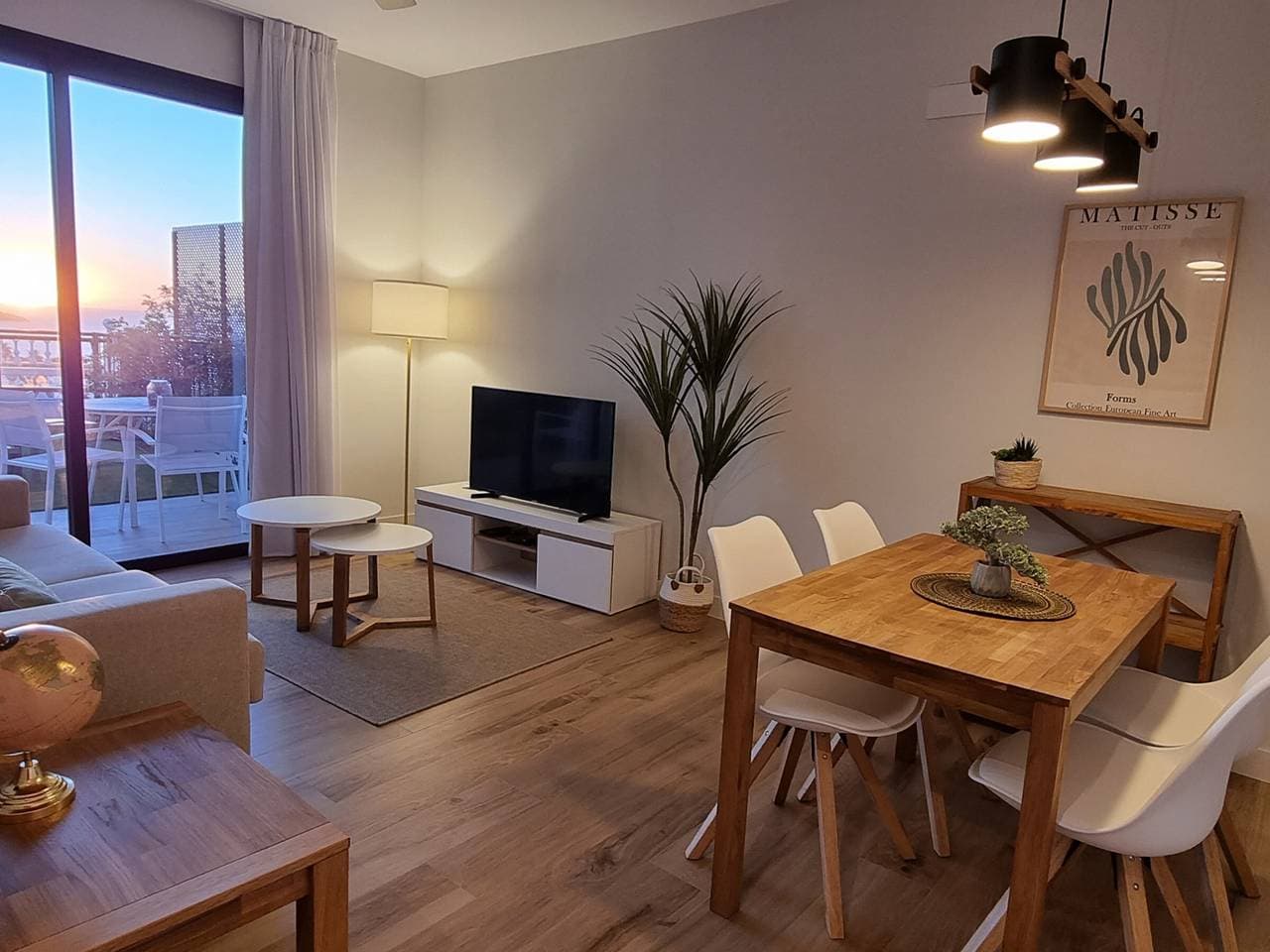 Foto 8 von 31: Haus mit privater Terrasse und beheiztem Pool