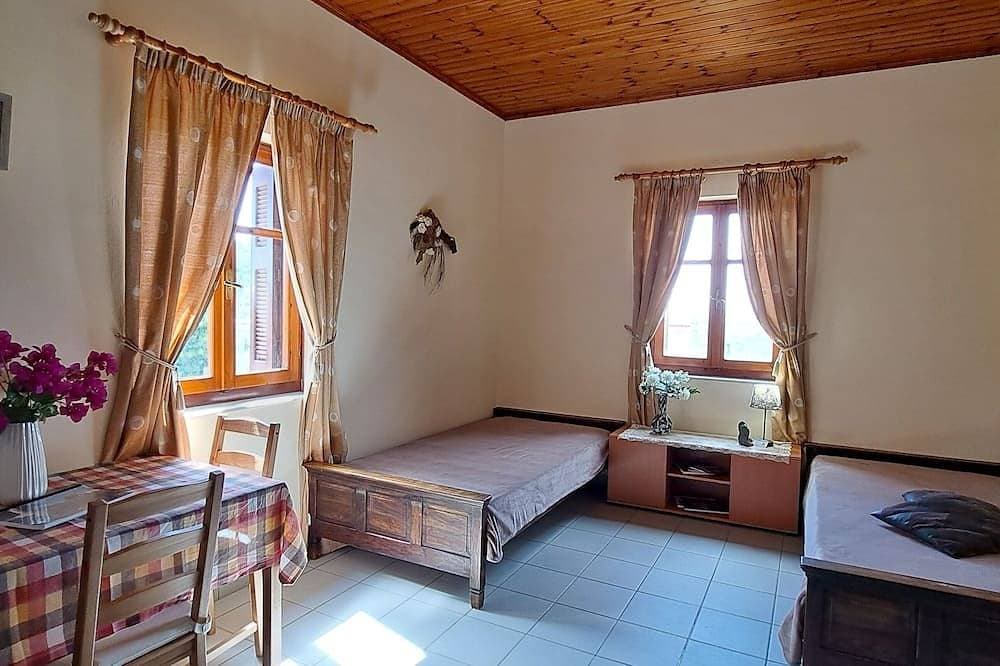 Foto 7 von 30: Comfortable Wohnung im ersten Stock mit wunderschönen Berg und Meeresblick