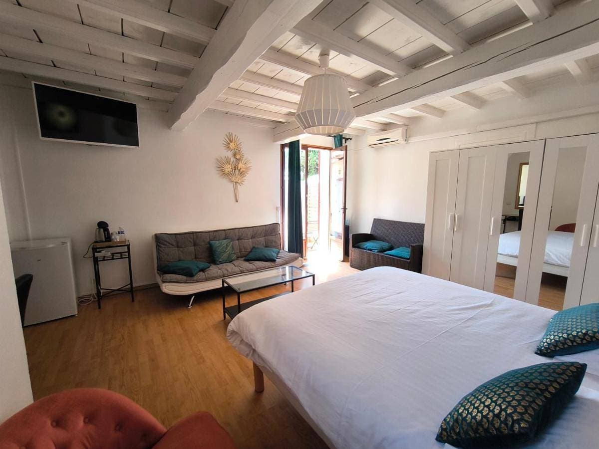 Foto 2 von 12: Standard Double Room - Upper Floor