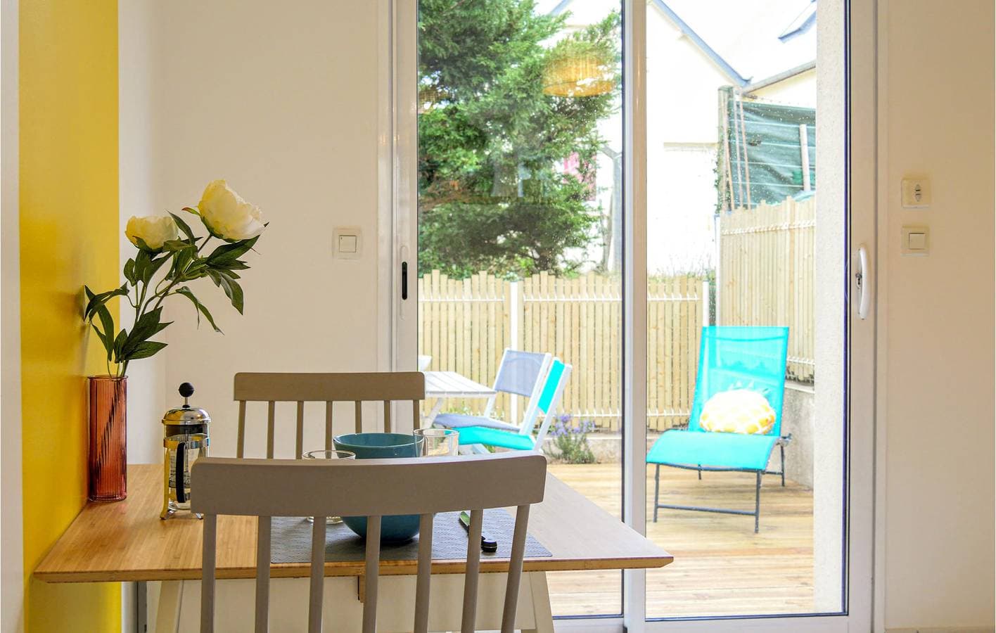Foto 10 von 25: Rückzugsort am Strand mit TV, Internet und Garten