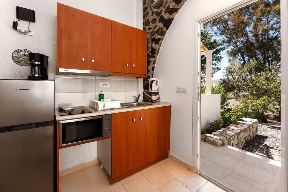 Foto 13 von 17: One bedroom apartment with free car rental (Heated Pool)