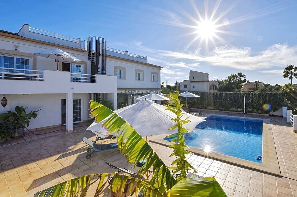 Ferienhaus 'Ca Nostra' mit Meerblick, WLAN und Klimaanlage 1