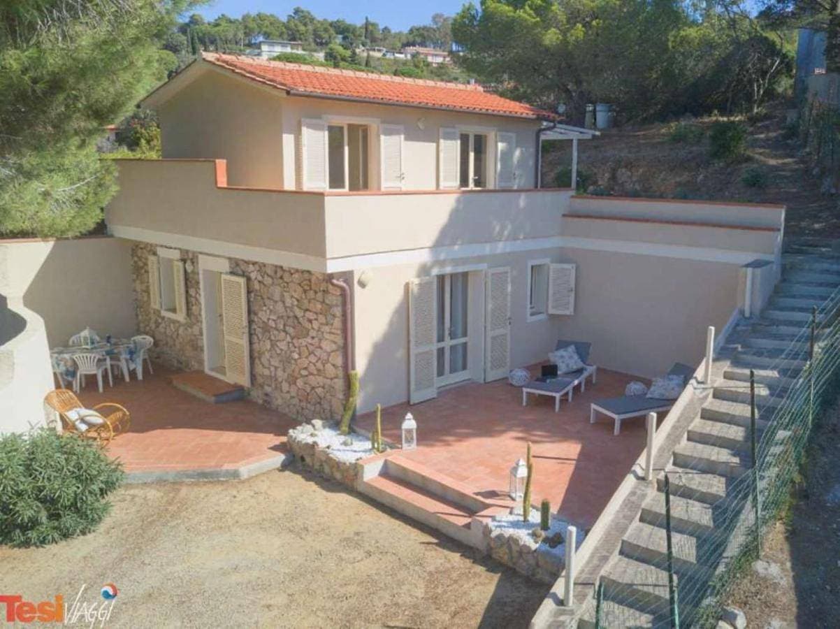Foto 3 von 5: Three-Bedroom House