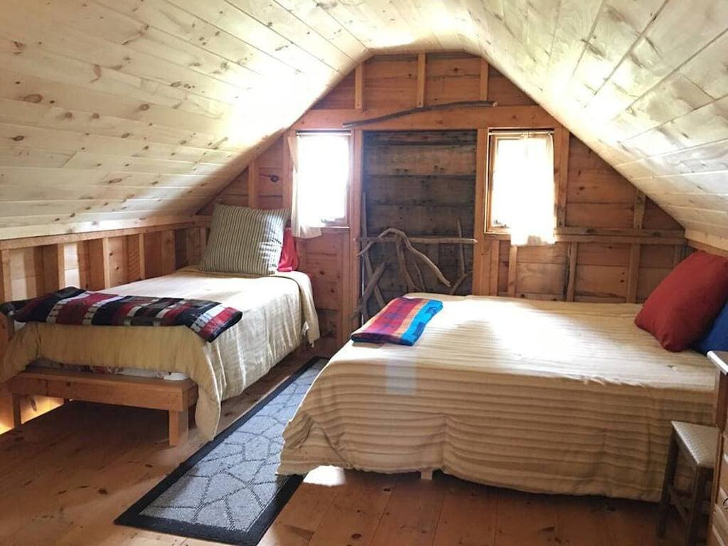 Foto 4 von 21: Charmante Etagenbetten-Hütte in Rossport am Meer