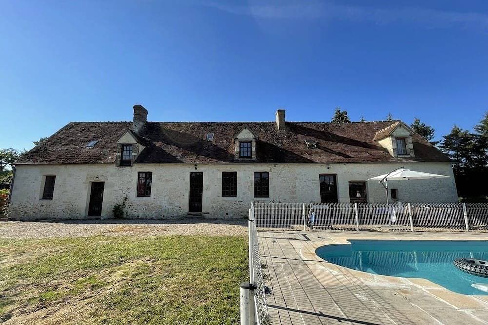 Maison de Vacances Familiale Avec Piscine au Coeur du Perche - 10 Personnes 1