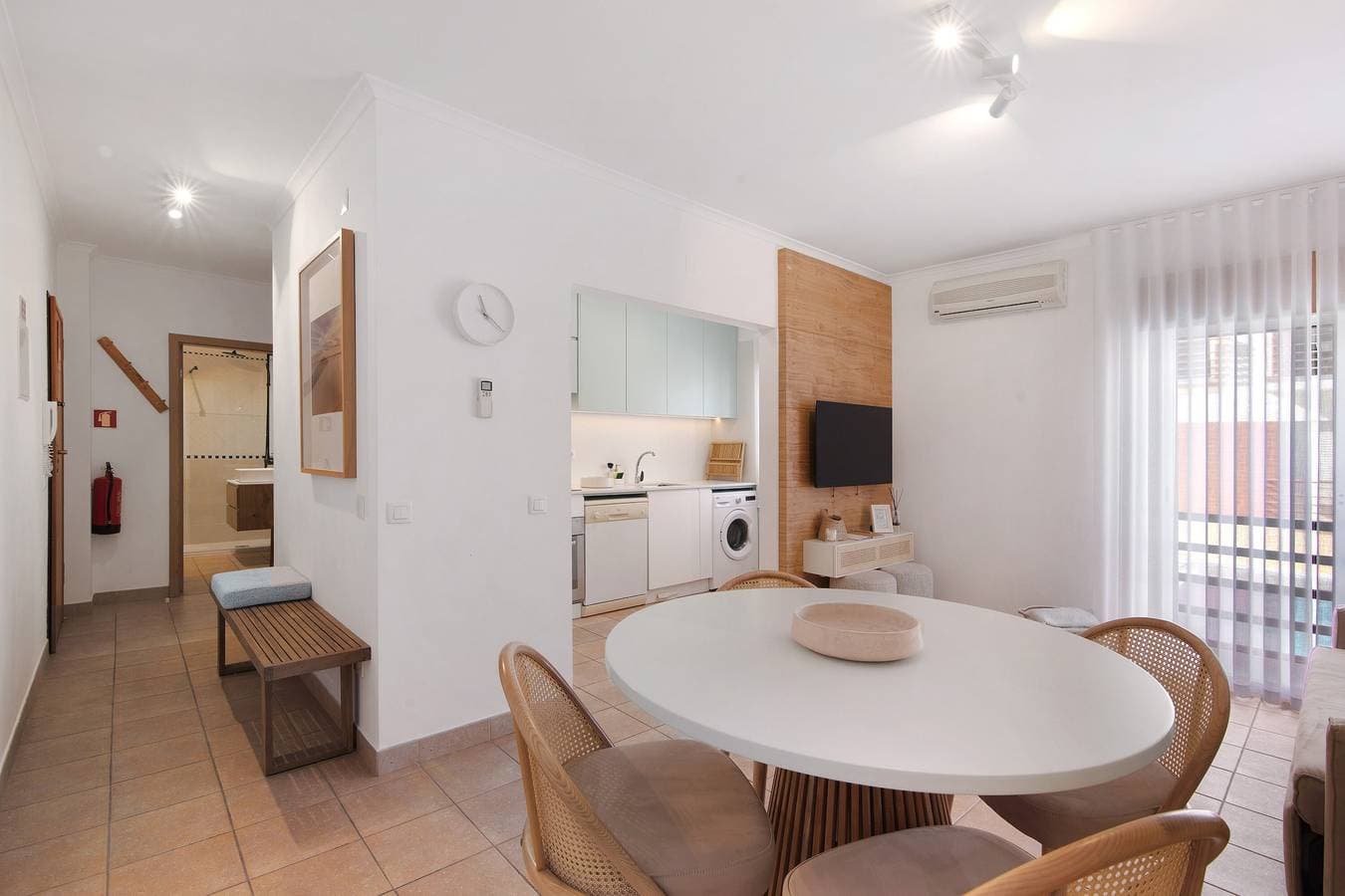 Foto 13 von 22: Ferienwohnung 'Almadrava' mit Gemeinschaftspool, Wi-Fi und Klimaanlage