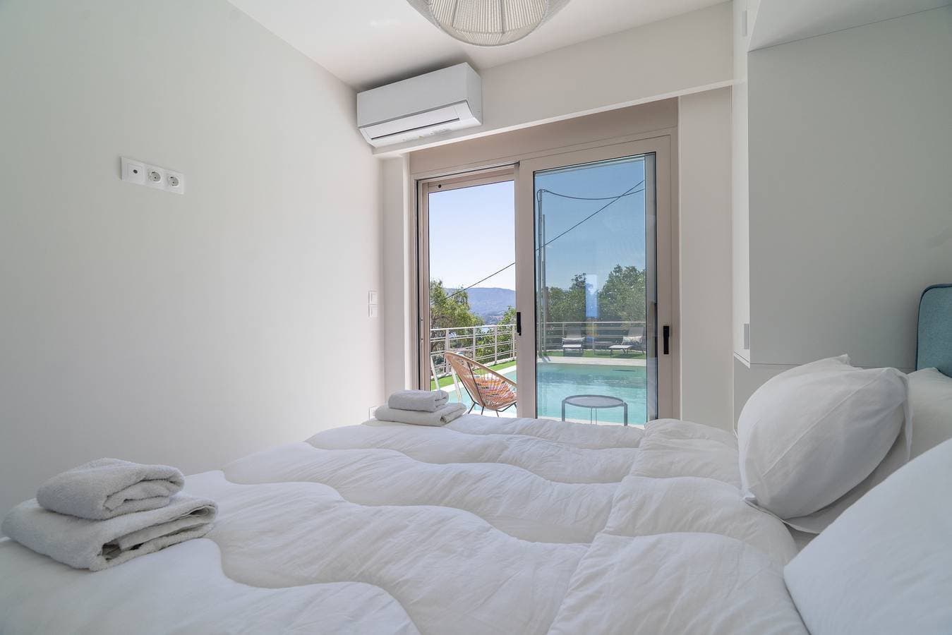 Foto 12 von 28: Apartment „White Shale Lux Suite“ mit Balkon und WLAN