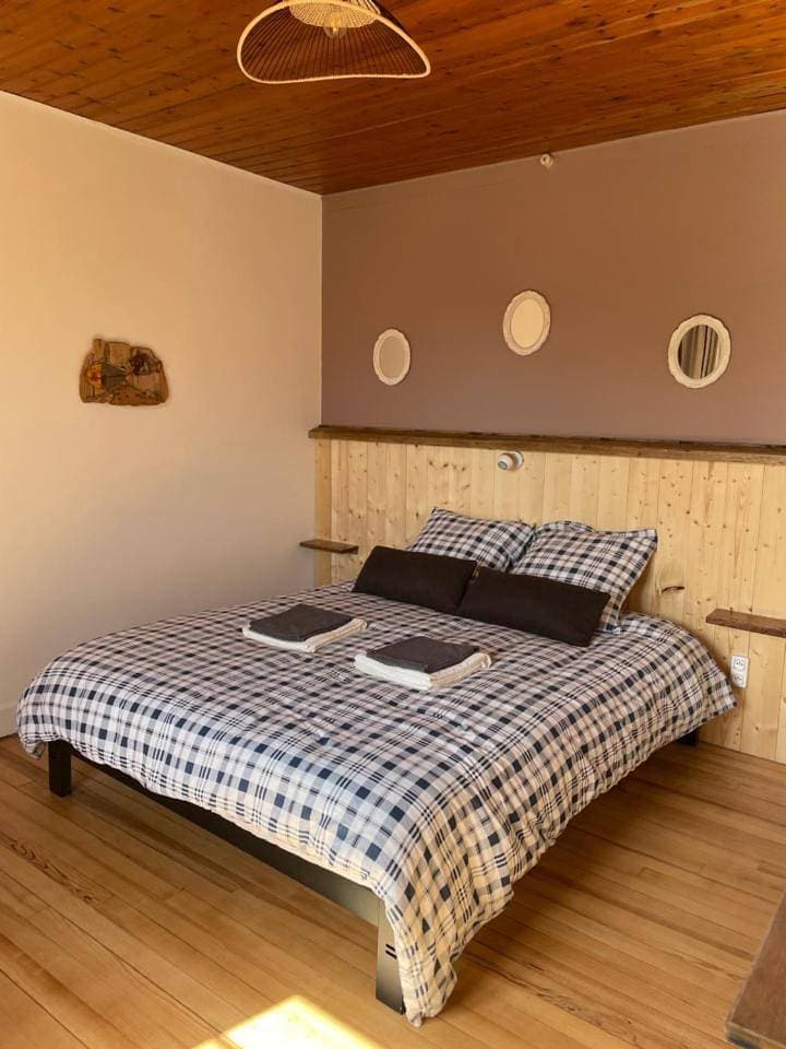 Foto 12 von 40: Three-Bedroom House