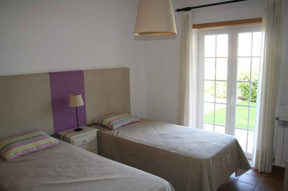 Foto 4 von 15: Luxus-Wohnung im Erdgeschoss w / Garten in Praia del Rey nur ab 600 € pro Woche
