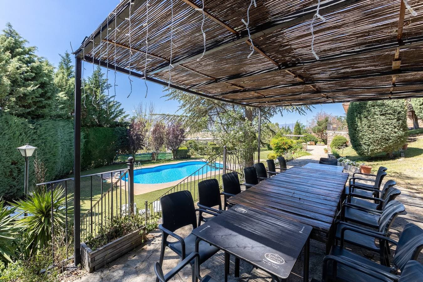 Foto 3 von 38: Las Yernas: Landhaus in der Sierra de Gredos mit privatem Pool für Gruppen