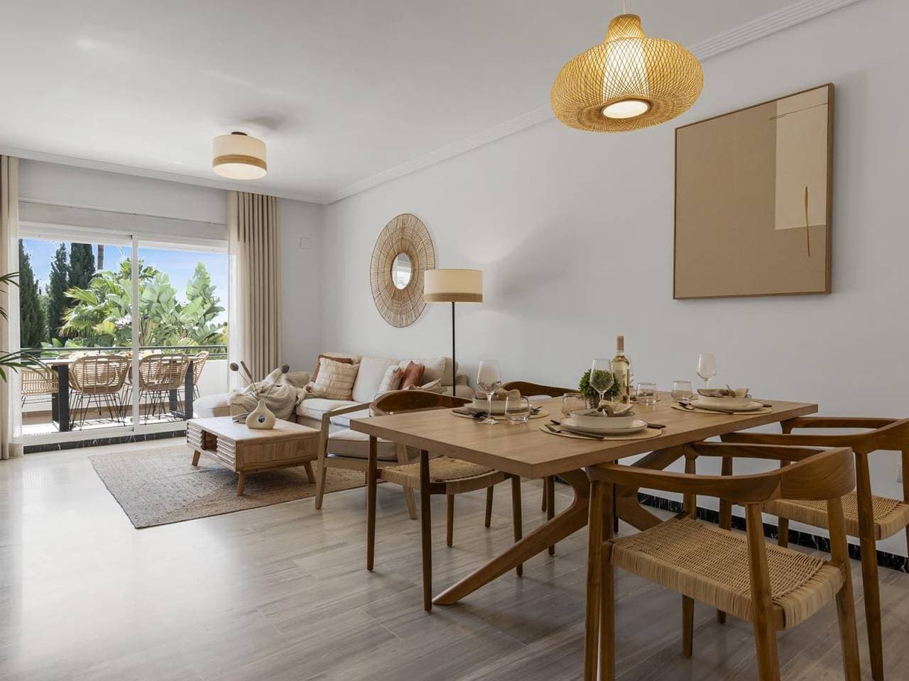 Foto 7 von 32: Ferienwohnung für 4 Personen mit Pool