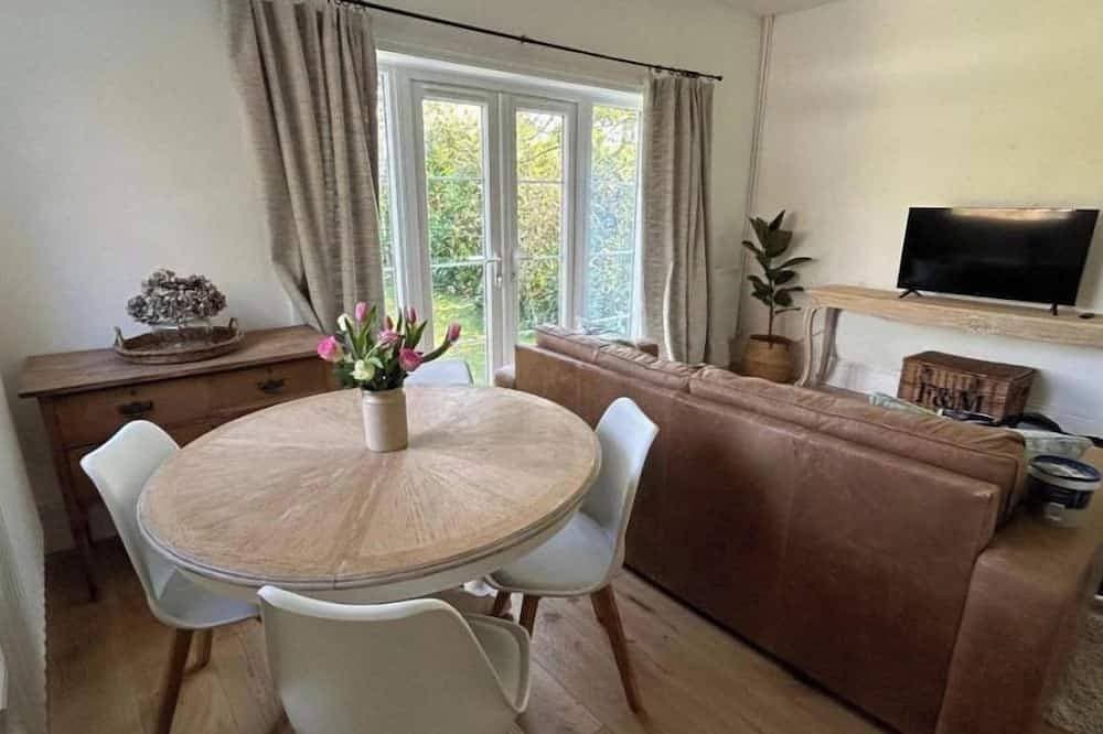 Foto 7 von 16: A Peaceful Countryside Retreat with Private Suite Near Cranleigh