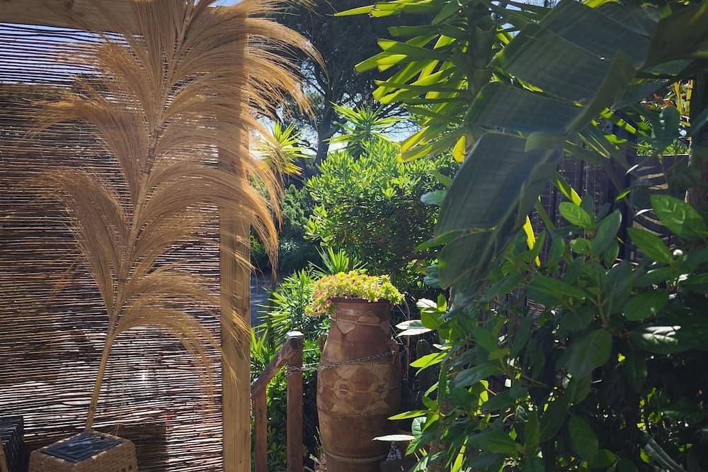 Foto 9 von 30: Gemütliche klimatisierte Wohnung mit Privatgarten, Pool & Parkplatz