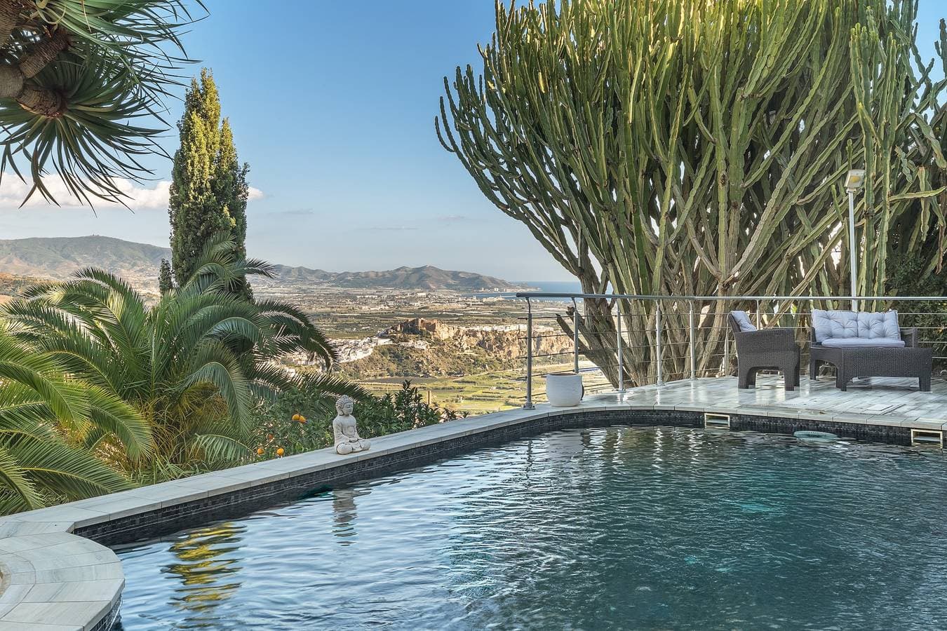Foto 2 von 34: Villa 'Celeste' mit Meerblick, WLAN und Klimaanlage