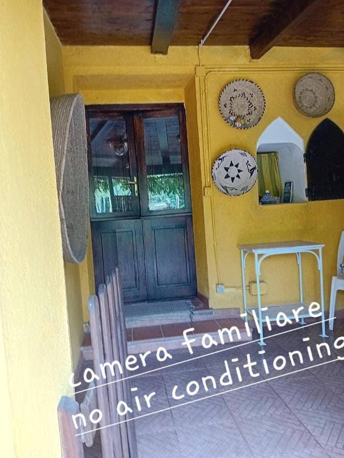 Foto 5 von 31: Family Room with Private Bathroom