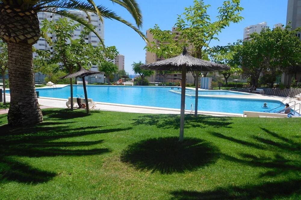 110m2 Wohnung + 18m2 Terrasse und einen großen Pool, Alicante, Playa San Juan 1