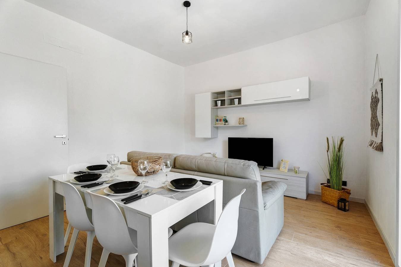 Foto 9 von 36: Ferienhaus 'Villa Lilia Appartamento Verde' mit Gemeinschaftsgarten und WLAN