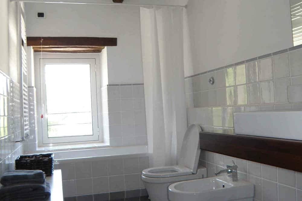 Foto 9 von 30: Villa mit Pool, nicht weit vom Meer, ruhig gelegen, mit herrlichem Ausblick