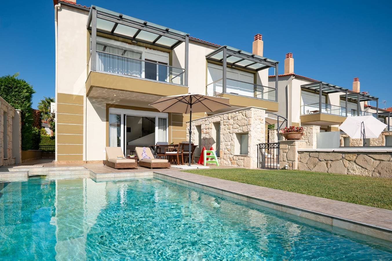 Foto 8 von 19: Sunny Villa Tessera