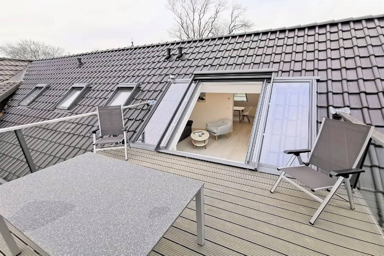Foto 7 von 21: Ferienwohnung mit Dachterrasse und Meerblick - Haus Inselwind FeWo MEERwasser