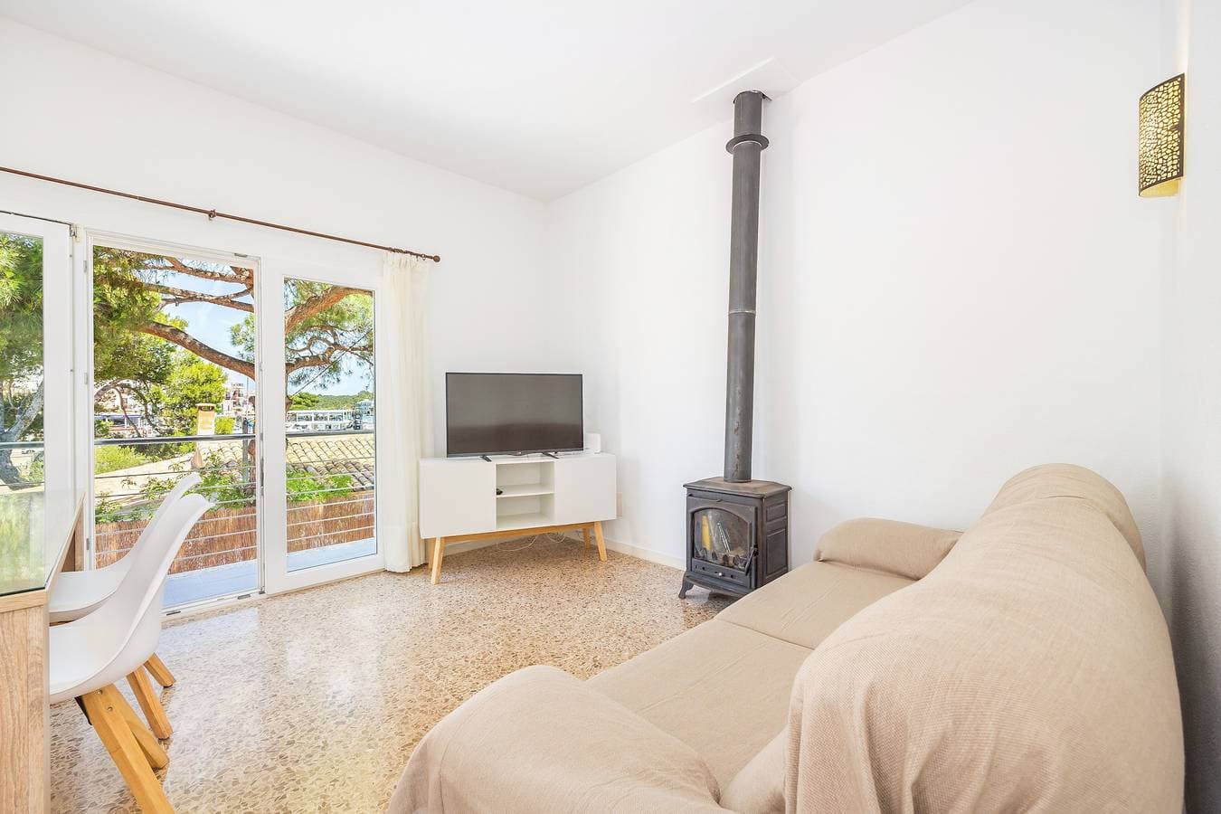 Foto 6 von 24: Apartment 'Punta Mitjana Portopetro' mit Balkon, WLAN und Klimaanlage
