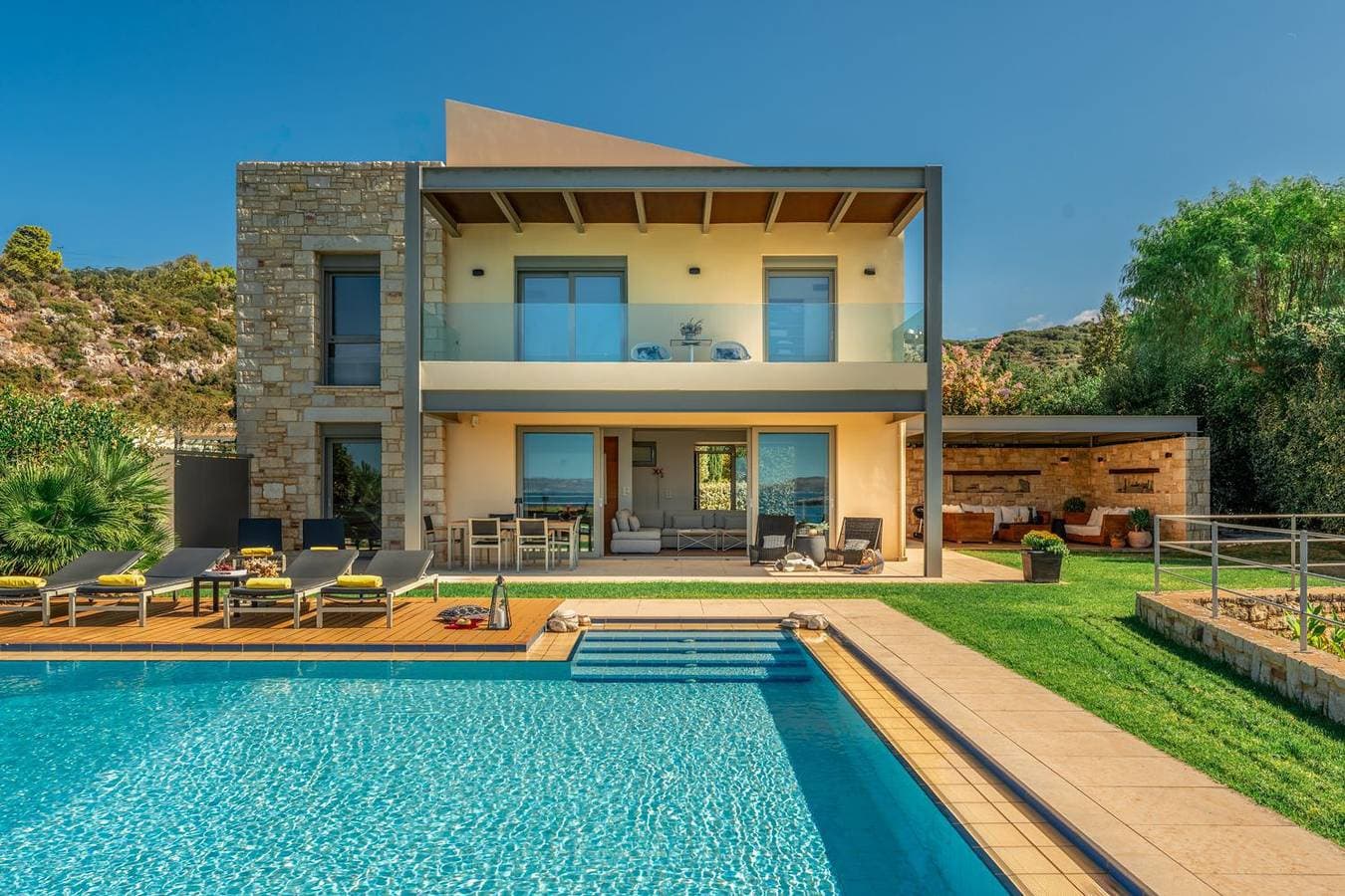Villa 1