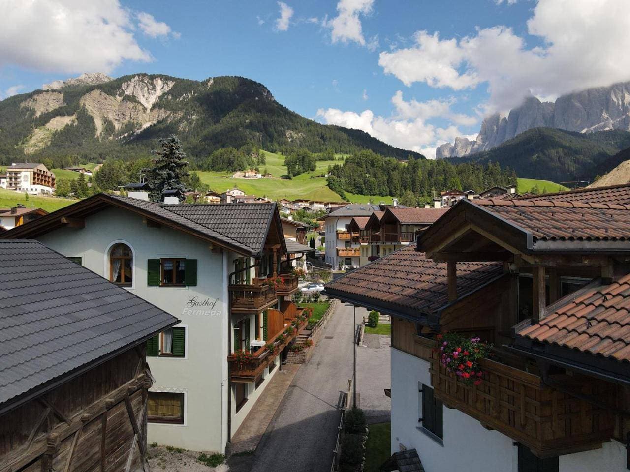 Foto 6 von 19: Apartment with Mountain View