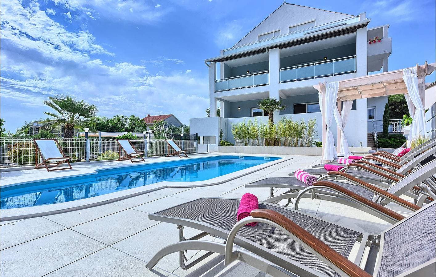 Foto 9 von 57: Gemütliche 2-Zimmer-Wohnung mit Pool, 200 m vom Strand Stari Porat entfernt
