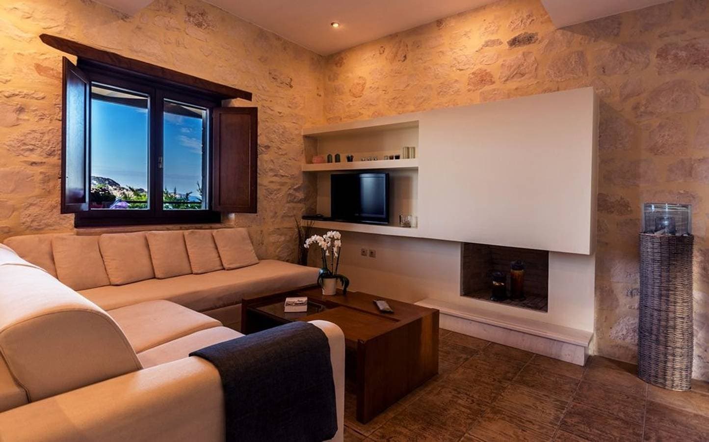 Foto 2 von 10: Luxury Zakynthos Villa | SeaViews |Deluxe Suite with Private Pool| Keri