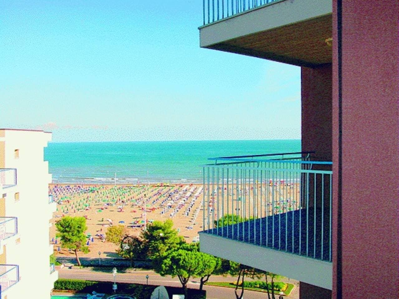 Gemütliches Studio mit Meerblick in Lignano Sabbiadoro 1