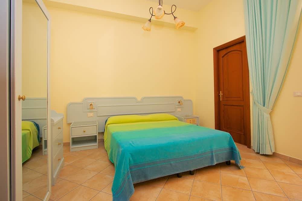 Foto 2 von 16: Apartment mit Schlafzimmer und Terrasse