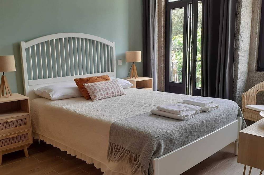Foto 2 von 30: Villa Dos Santos - Gerês Country House, with mountain views