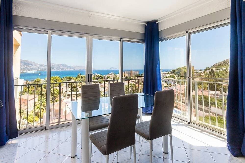 Views Of The Bay 1