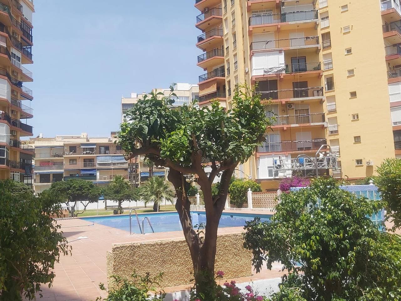Foto 2 von 45: Del Parque Flats Playamar Beach