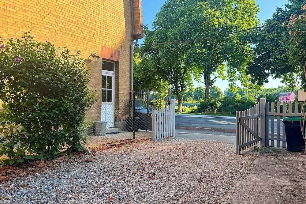Foto 12 von 30: Charmantes Ferienhaus mit Blick auf die Bucht und Garten