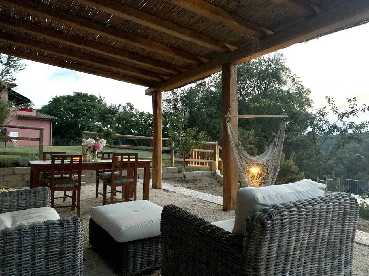 Foto 11 von 49: Ferienwohnung für 4 Personen mit Terrasse