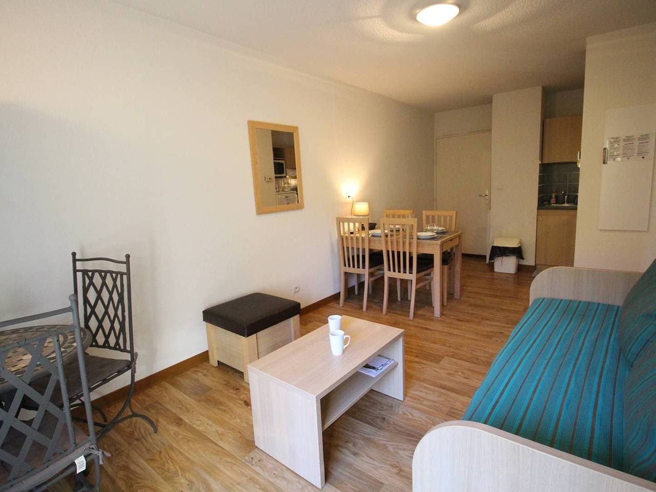 Foto 8 von 14: Charmantes 2-Zimmer mit Balkon, Parkplatz, nahe beim Park