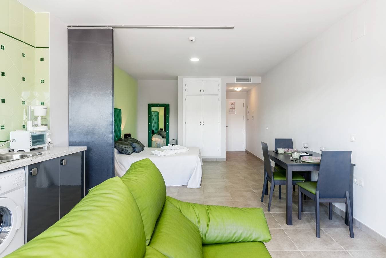 Foto 11 von 23: Modern, mit Dachterrasse und in unmittelbarer Nähe zum Strand - Apartamento La Caracola
