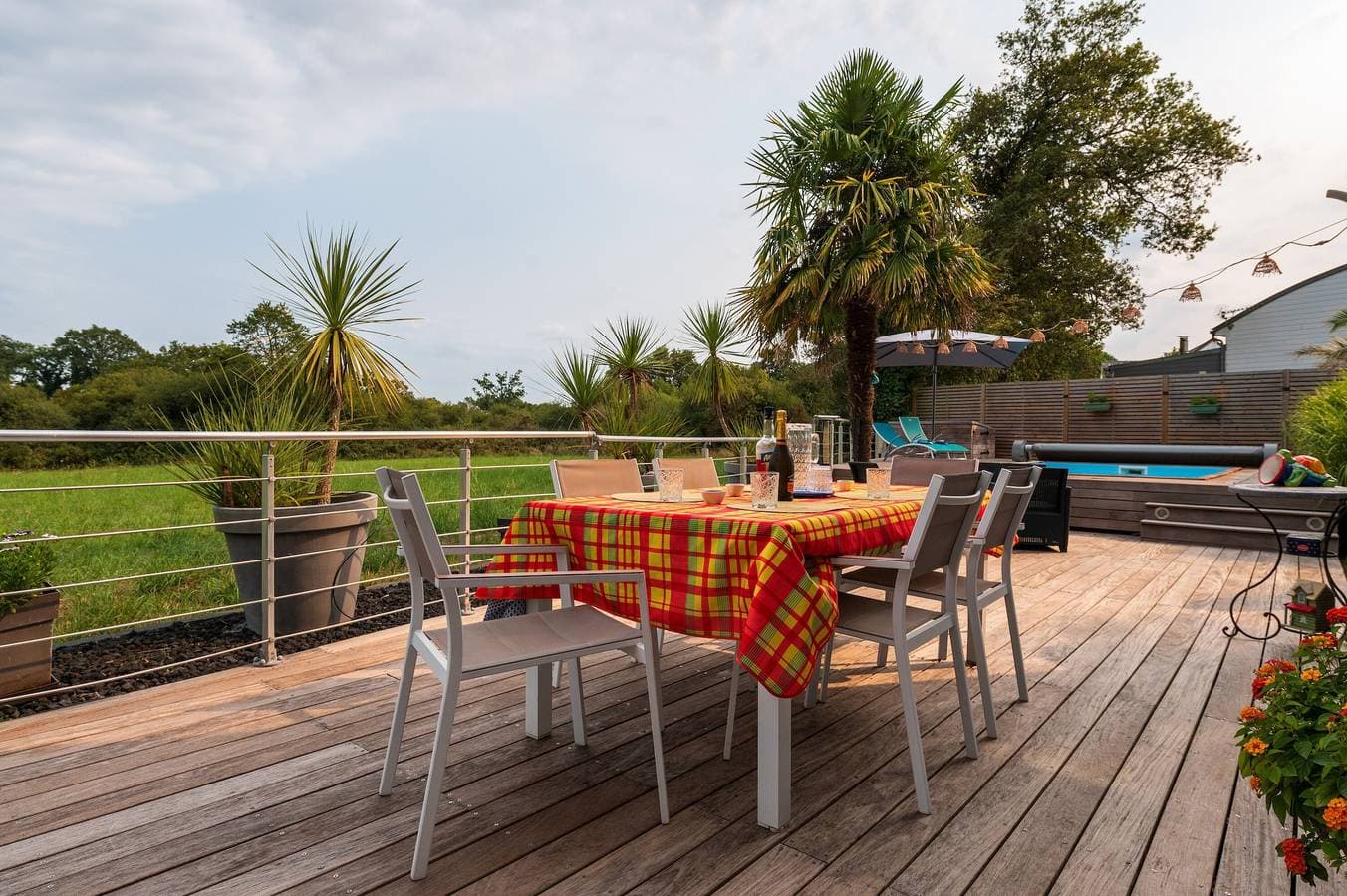 Foto 13 von 28: Zimmer 'Houat' mit gemeinsamer Terrasse, WLAN und Klimaanlage