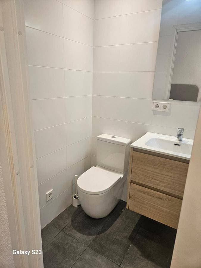 Foto 4 von 17: Three-Bedroom House