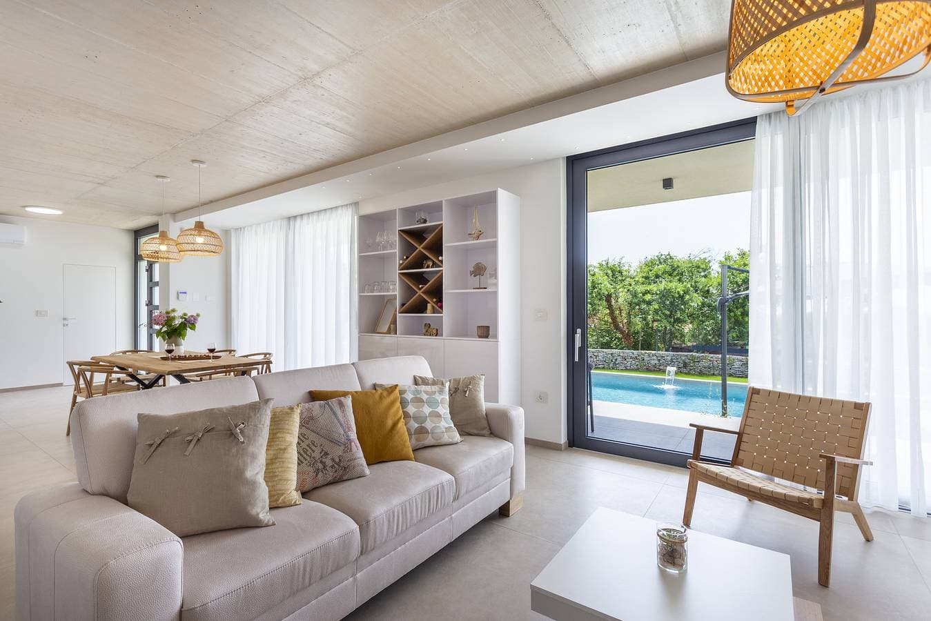 Foto 7 von 50: Luxuriöse Villa mit Pool und Meerblick