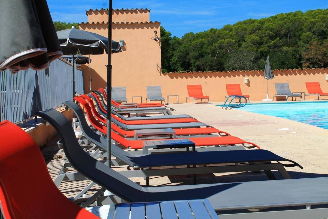 Foto 5 von 50: Hotel für 2 Personen mit Pool