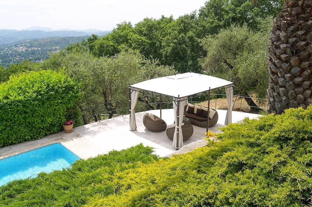 Foto 9 von 13: Maison Miel - Drei Schlafzimmer Villa, Schläft 6