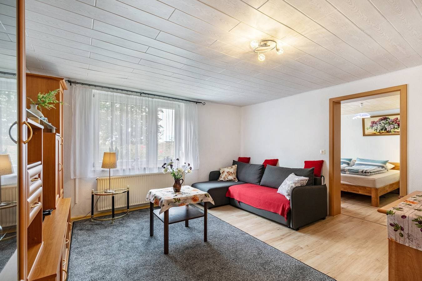 Foto 8 von 27: Ferienwohnung 'Im Blumengarten' mit WLAN, Terrasse & Garten